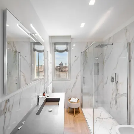 Attico Di Lusso Vista Duomo A 2 Passi Dal Centro Apartamento